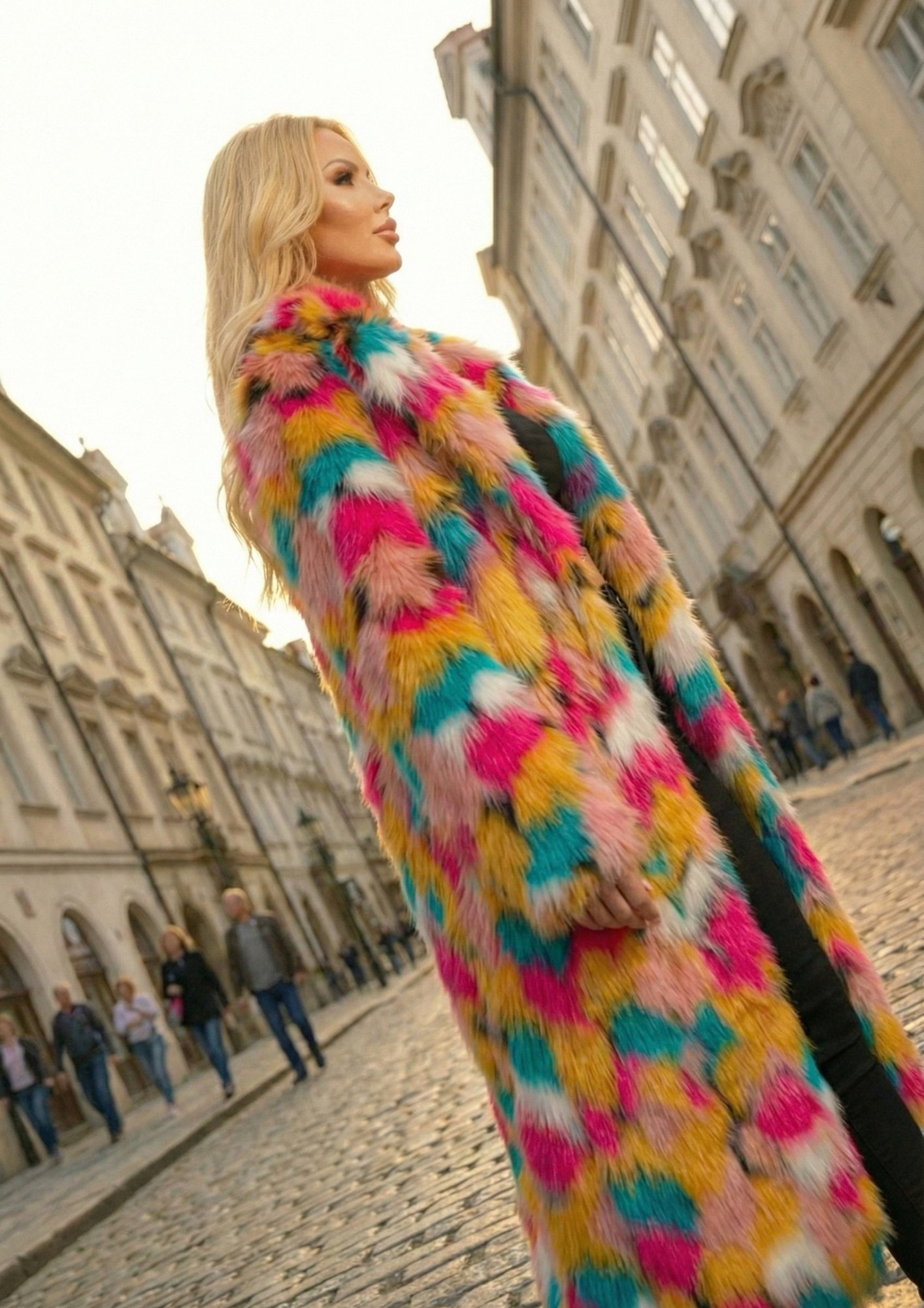 Women’s Long Faux Fur Coat – Wide-Waisted Warm Autumn/Winter Outerwear