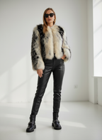 Contrast Faux Fur Coat – Wide-Waisted High Street Jacket